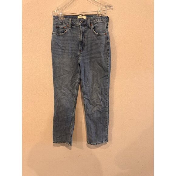 Abercrombie & Fitch Ultra High Rise Ankle Straight Jean 28/6 - Picture 1 of 3
